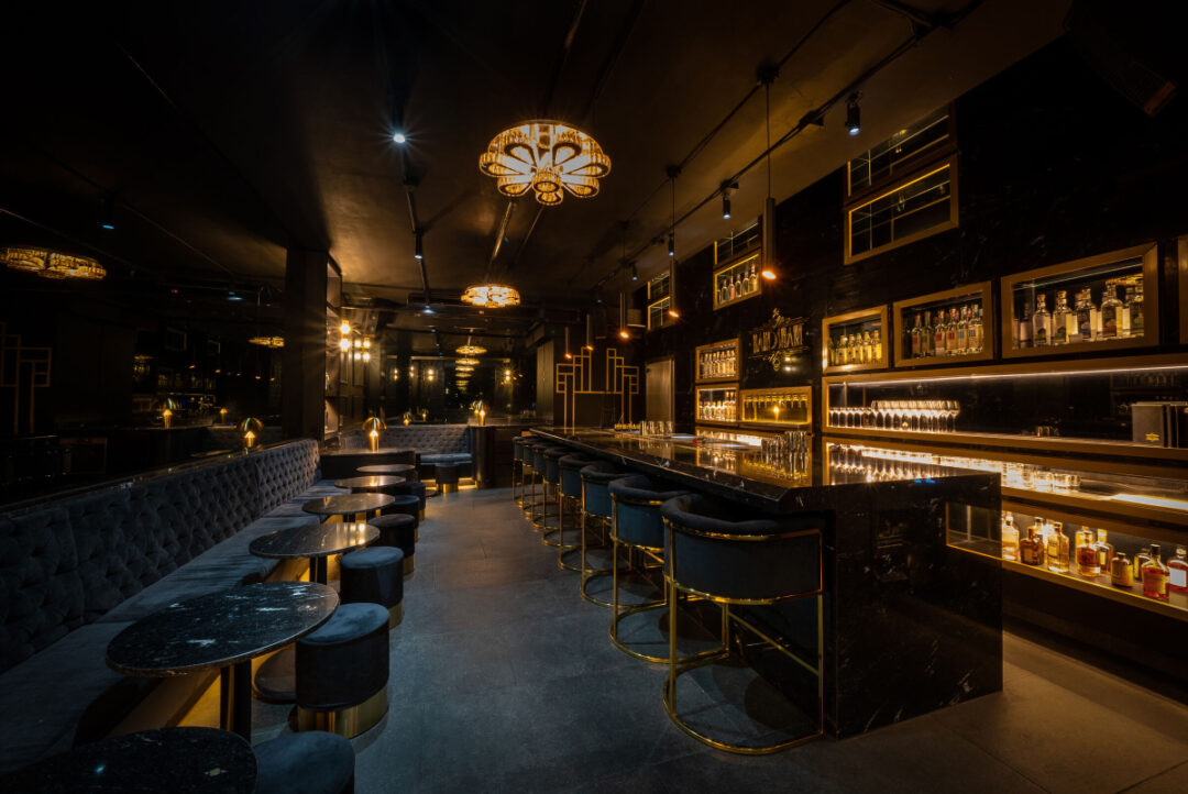 handshake bar