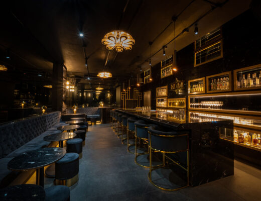 handshake bar