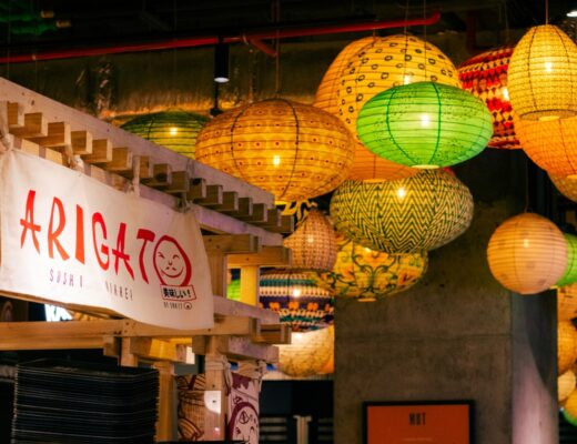 Arigato restaurante japonés de sushi en el MUT Santiago