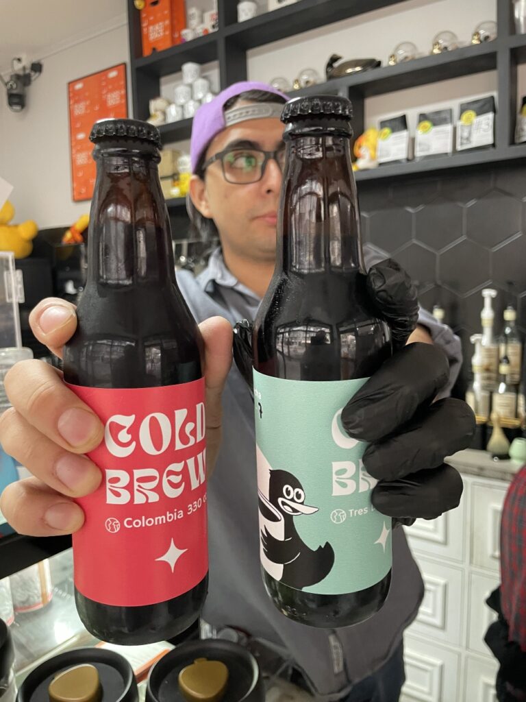 Black Duck es una cafetería de especialidad en Providencia, con diferentes opciones de café